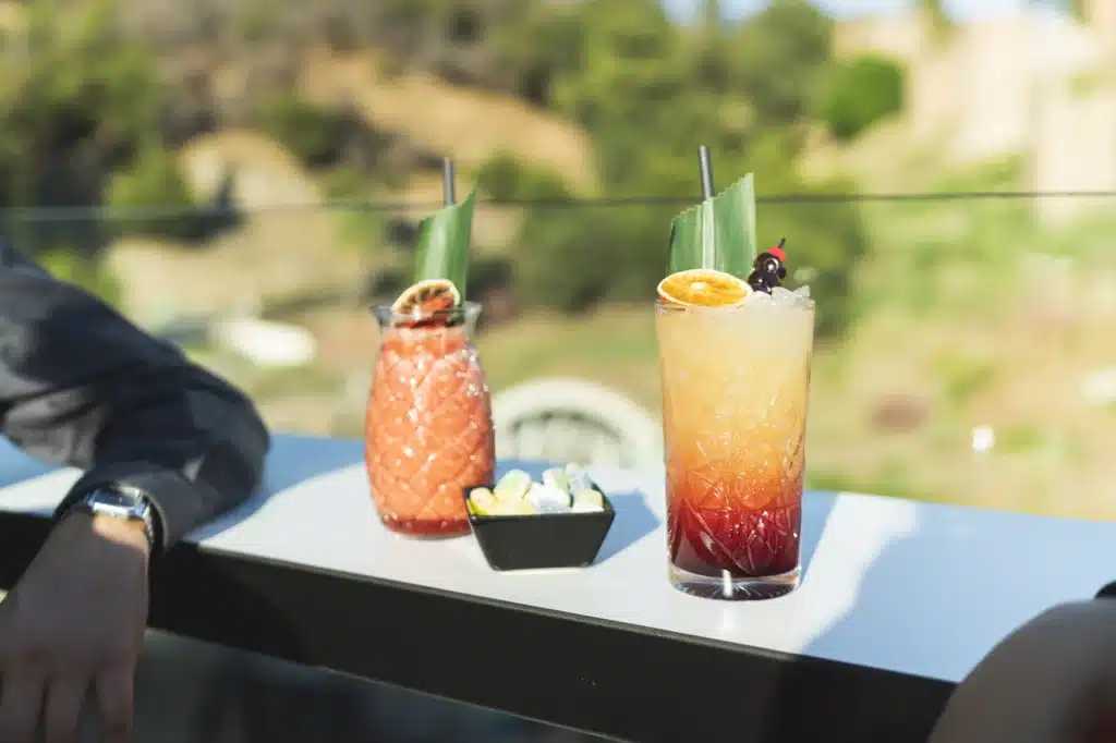 cocteles de autor terraza alcazaba