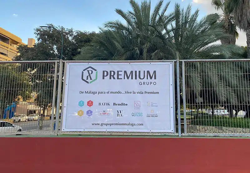 Lona de Grupo Premium en Escuela de Baloncesto Los Guindos